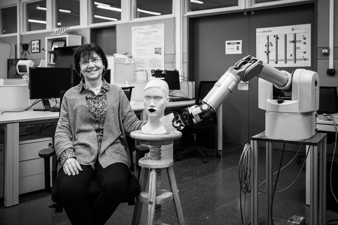 “Amb la pandèmia els infermers haurien pogut fer llits a distància manejant robots, donar medicacions... És el futur”